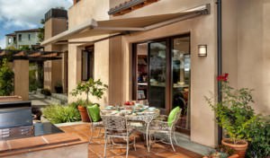Roll Retractable Awning
